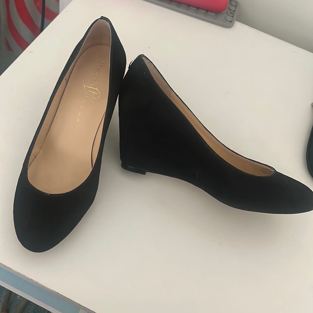 Suede wedges